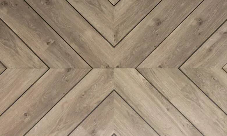 Jak połączyć kafelki z panelami bez problemów - sprawdzone metody